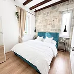 Agora * Split