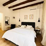 Agora Apartment- Heart Of *
