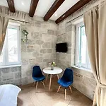 Agora Apartment- Heart Of Lejlighed