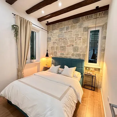 Agora Apartment- Heart Of